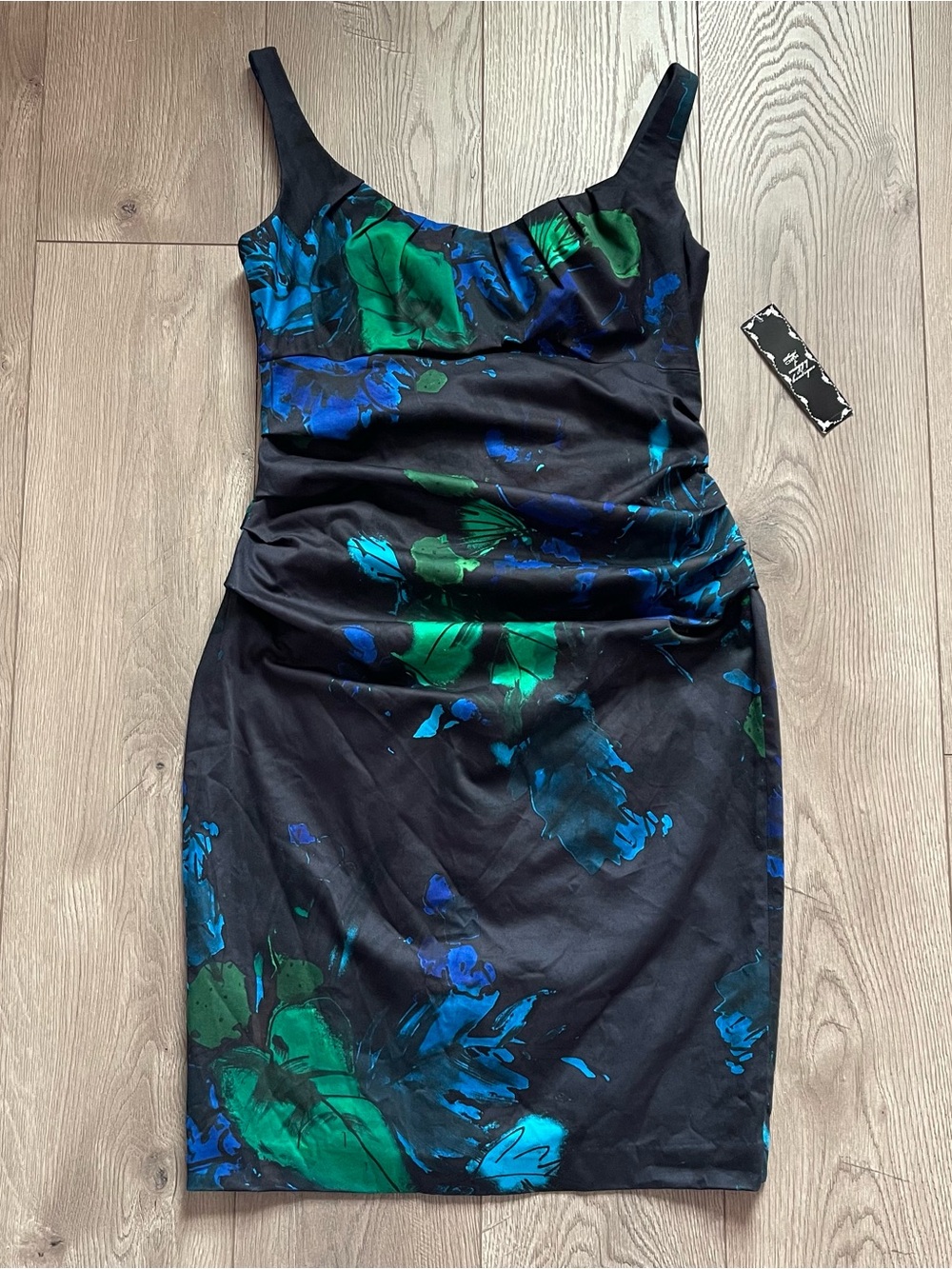NWT Suzi Chin for Maggy Boutique Women’s Size 10 Floral Ruched Cocktail Dress
